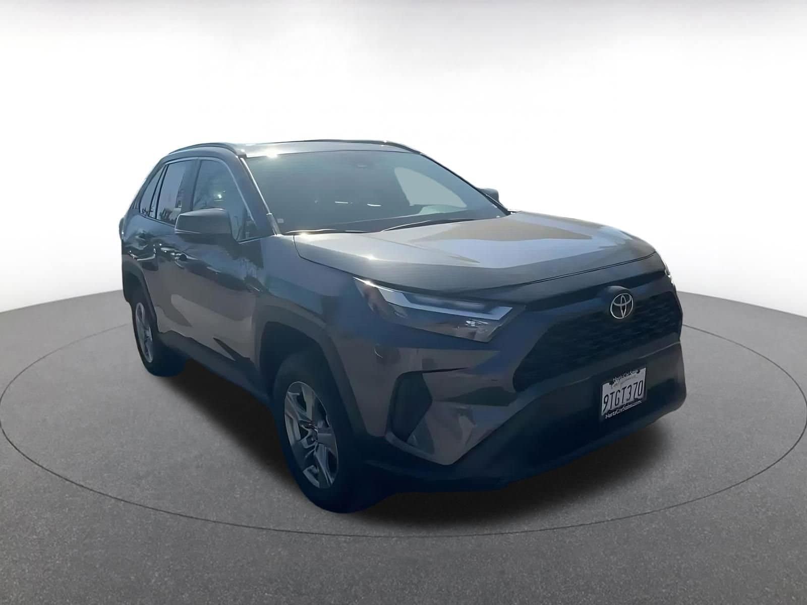 Thumbnail: 2025 Toyota RAV4 - 3
