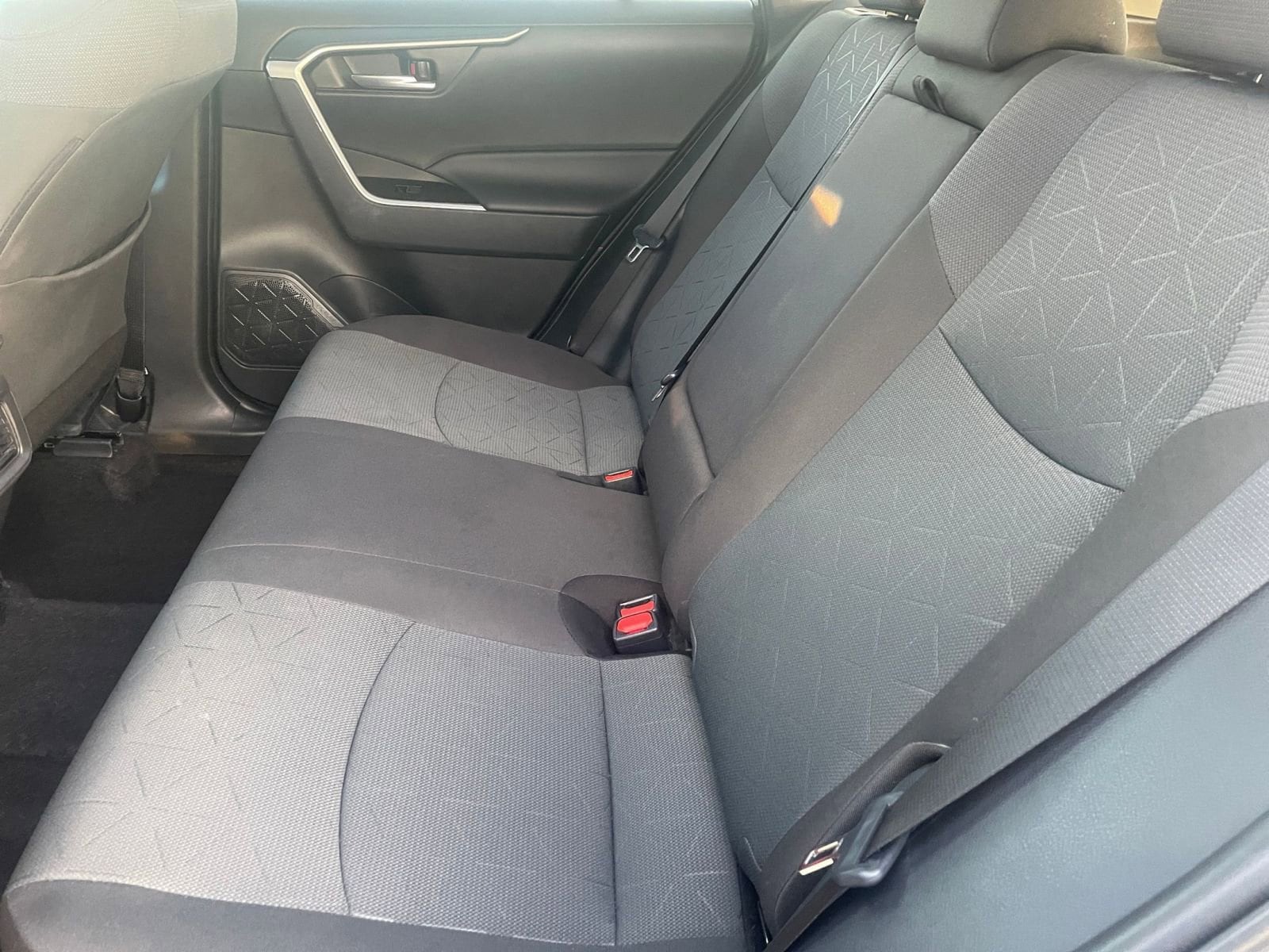 Thumbnail: 2025 Toyota RAV4 - 29