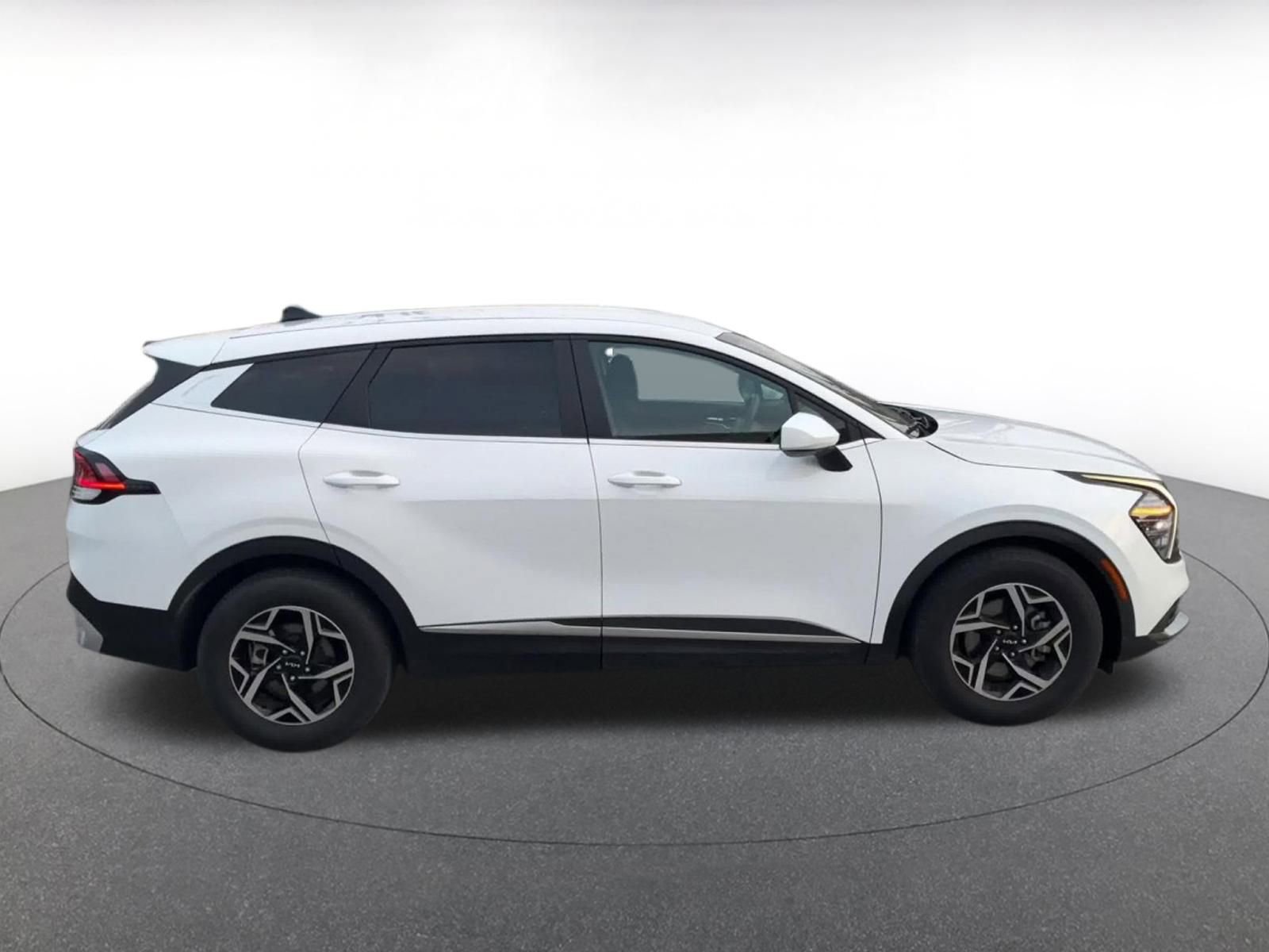 Thumbnail: 2025 Kia Sportage - 16