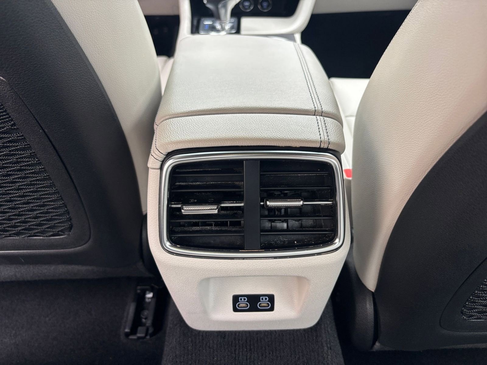 Thumbnail: 2025 Genesis G70 - 24