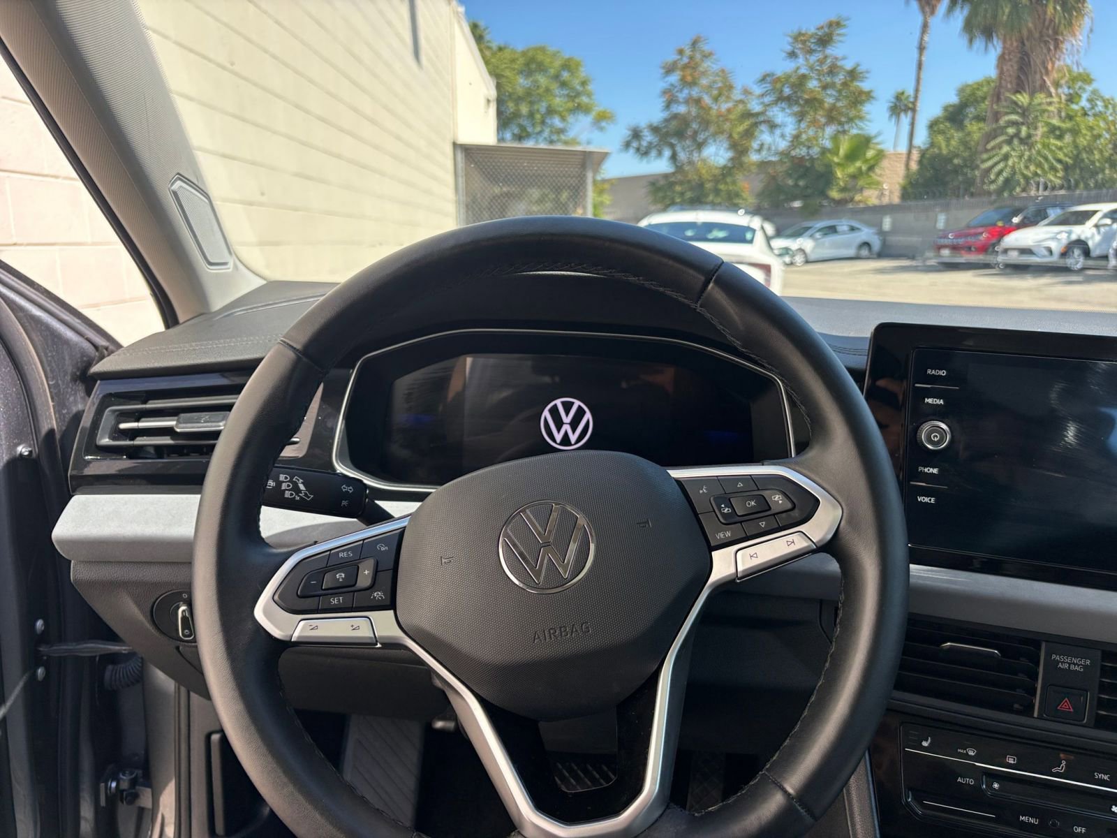 Thumbnail: 2025 Volkswagen Jetta - 34