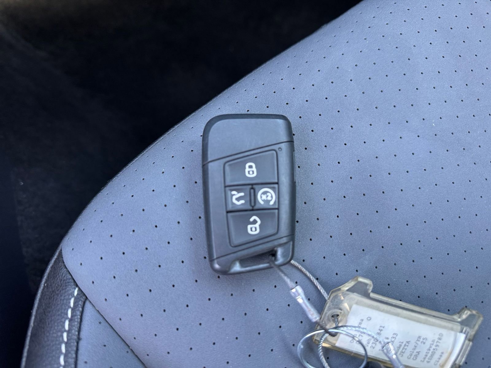 Thumbnail: 2025 Volkswagen Jetta - 25