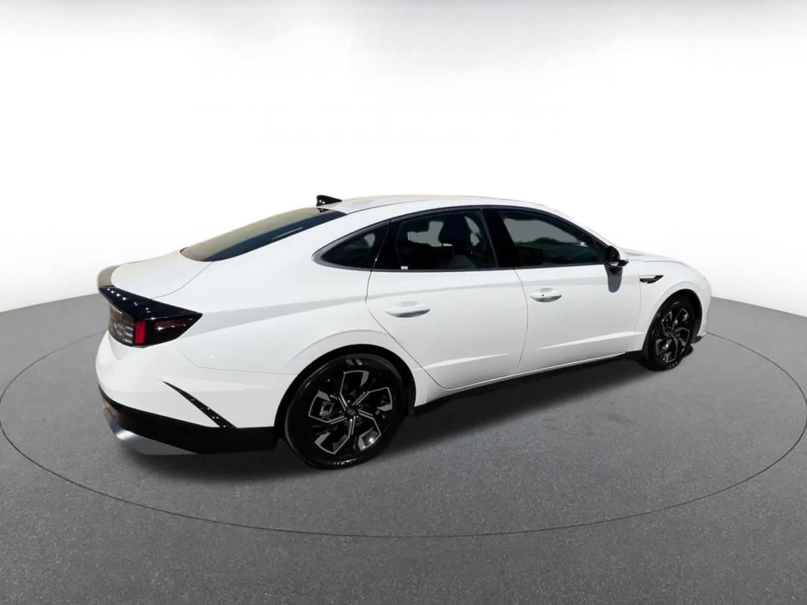 Thumbnail: 2025 Hyundai Sonata - 15