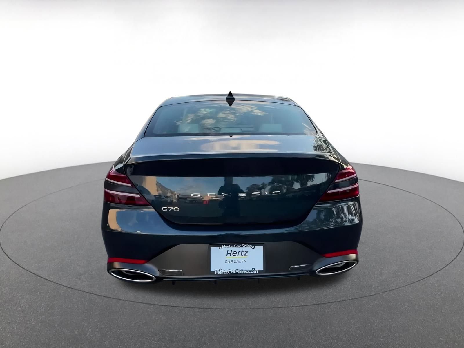 Thumbnail: 2025 Genesis G70 - 12