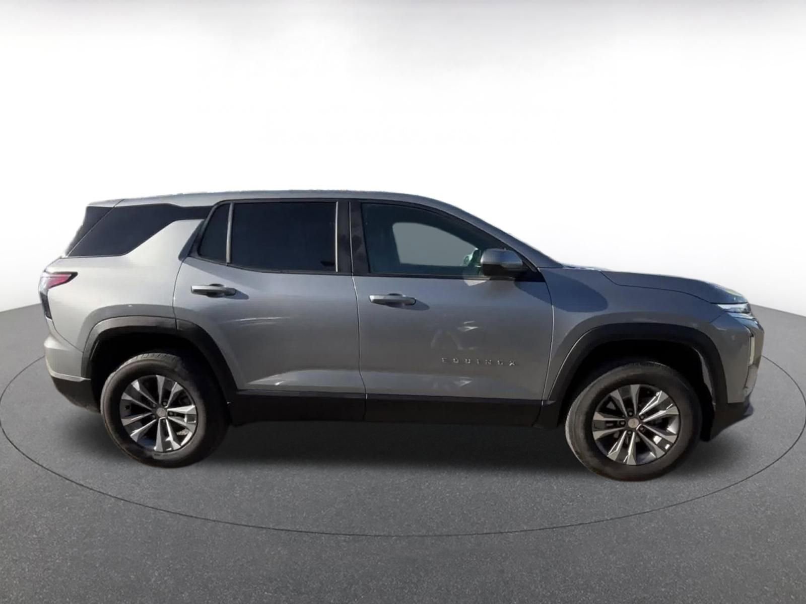 Thumbnail: 2025 Chevrolet Equinox - 16