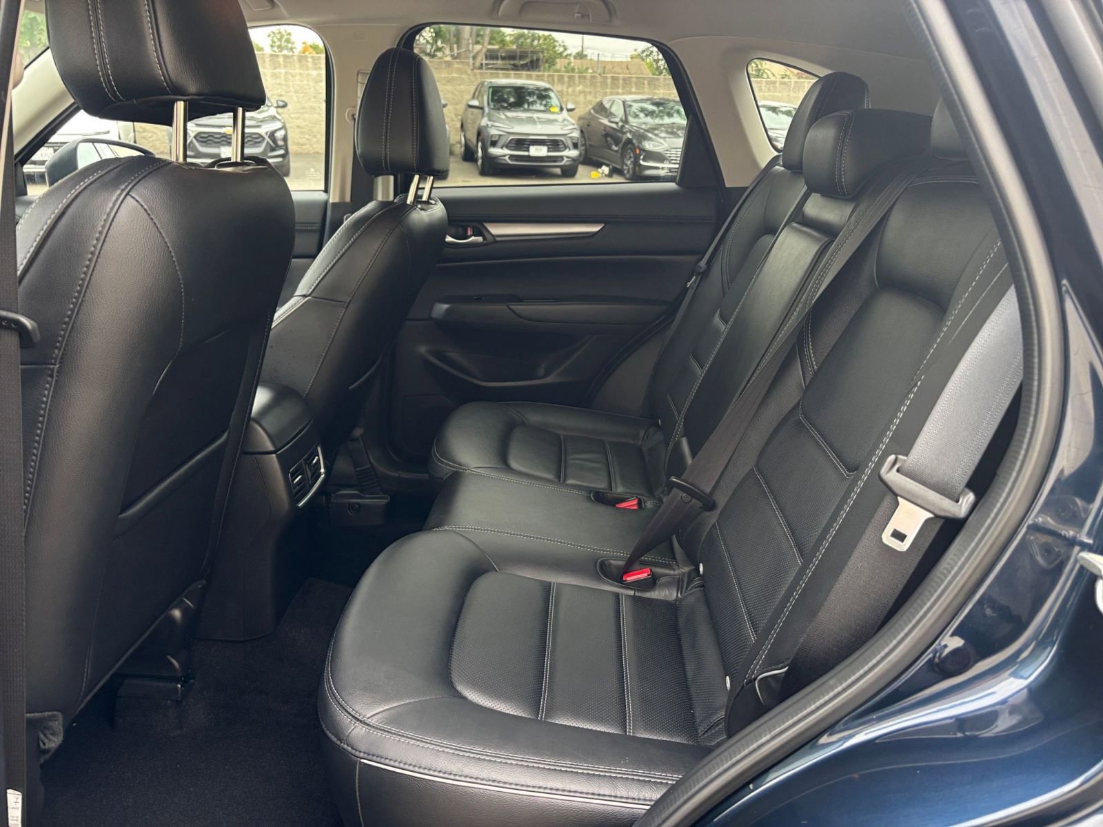 Thumbnail: 2025 Mazda CX-5 - 25