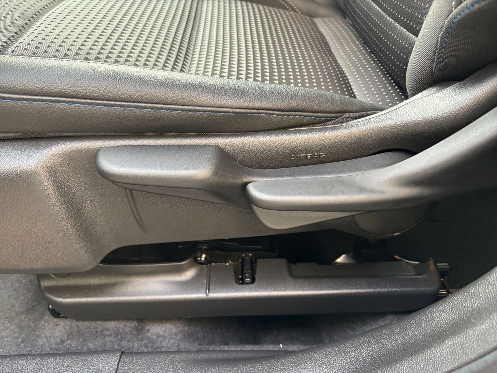 Thumbnail: 2025 Chevrolet Trax - 23