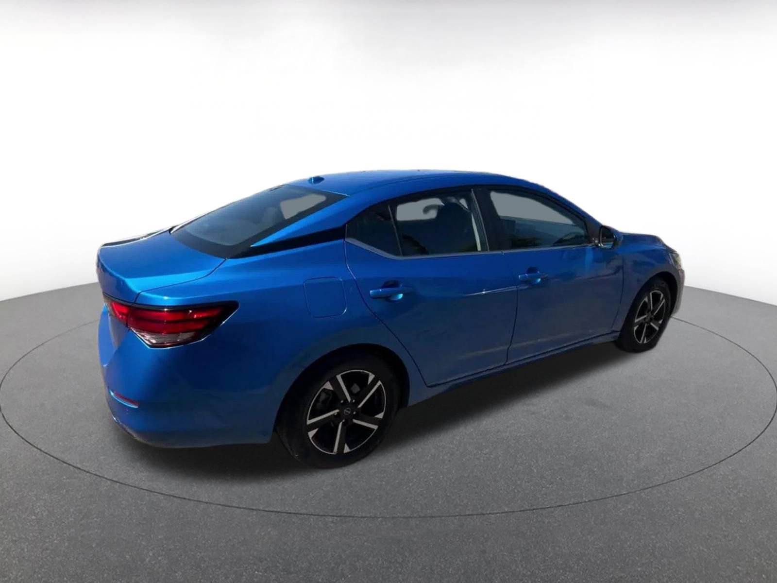 Thumbnail: 2025 Nissan Sentra - 15