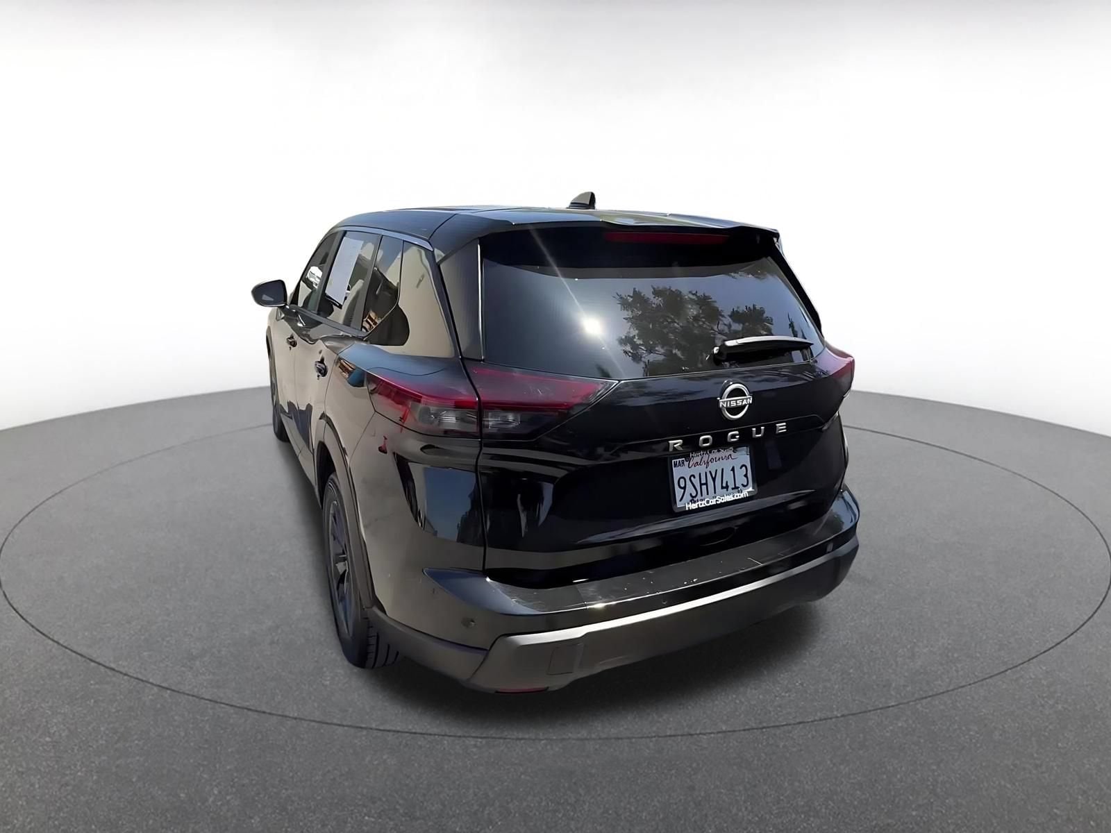 Thumbnail: 2025 Nissan Rogue - 10
