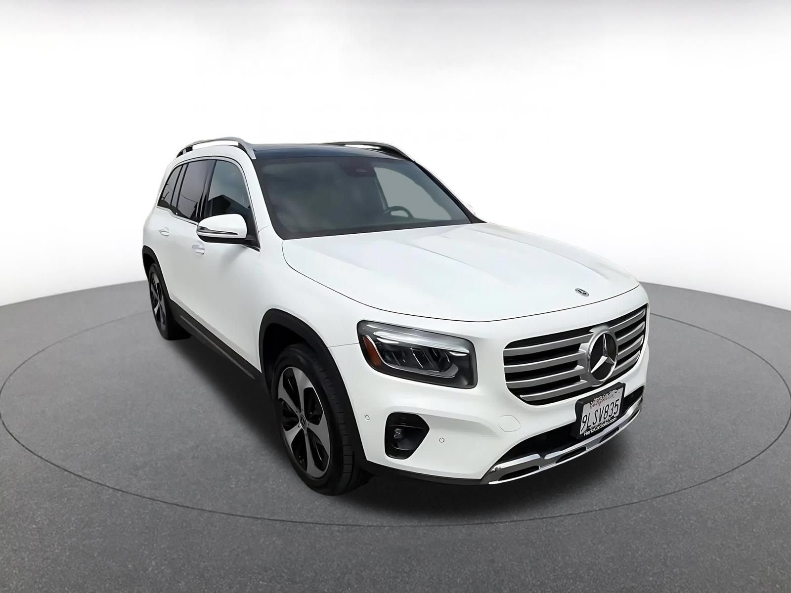 Thumbnail: 2025 Mercedes-Benz GLB - 3