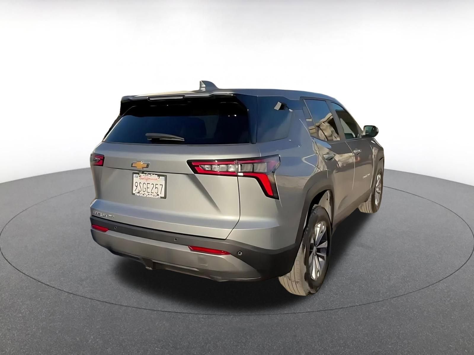 Thumbnail: 2025 Chevrolet Equinox - 14