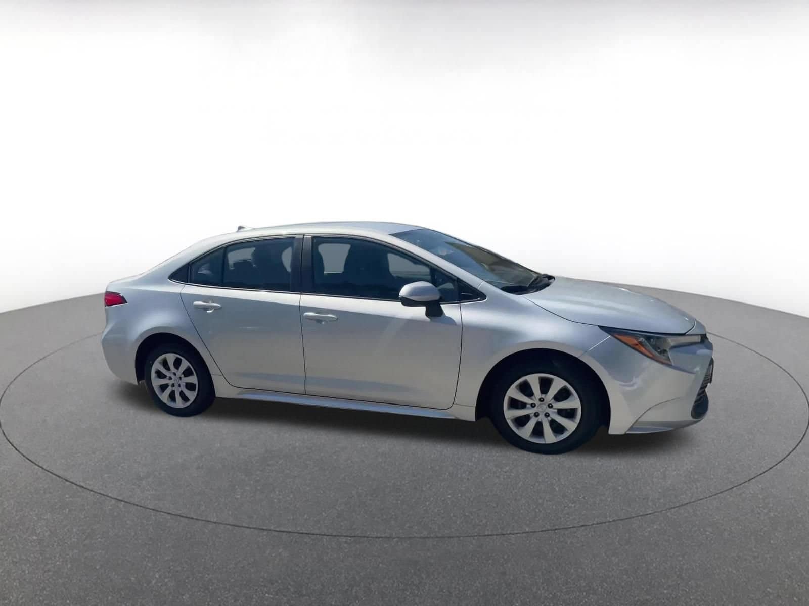 Thumbnail: 2025 Toyota Corolla - 2