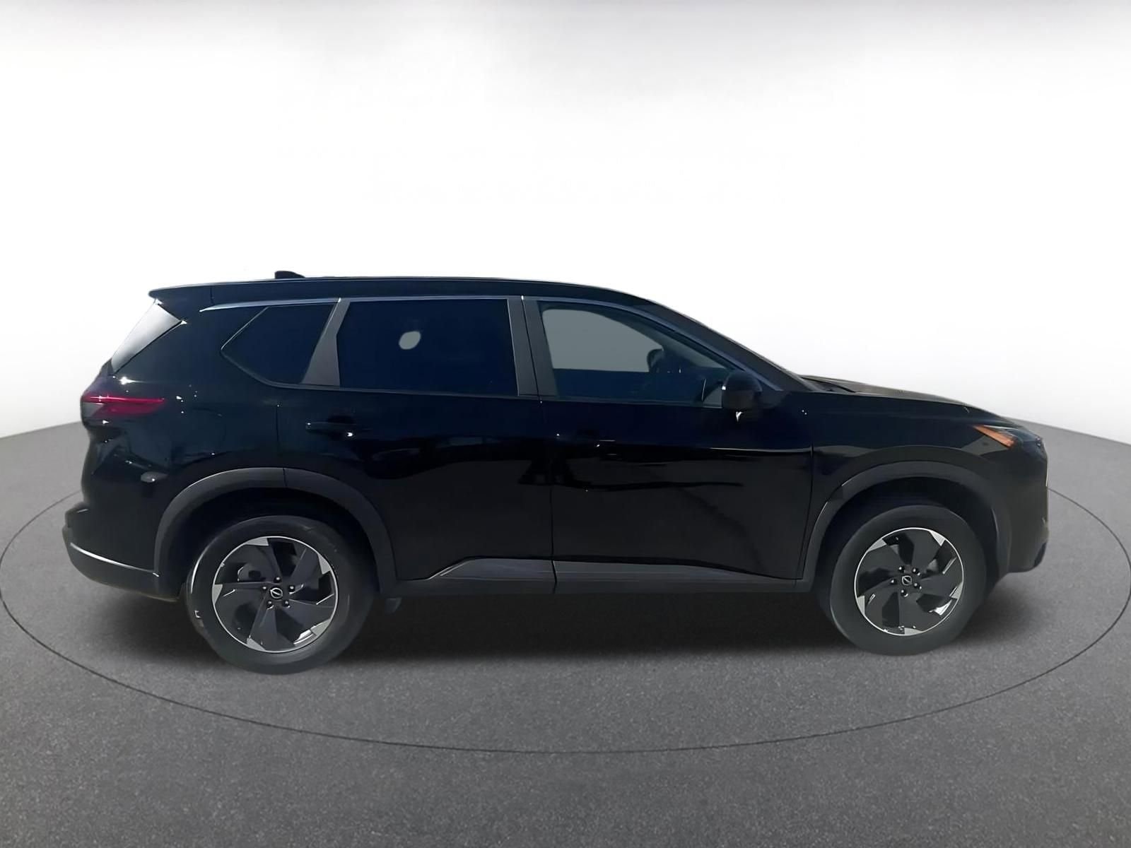 Thumbnail: 2025 Nissan Rogue - 16
