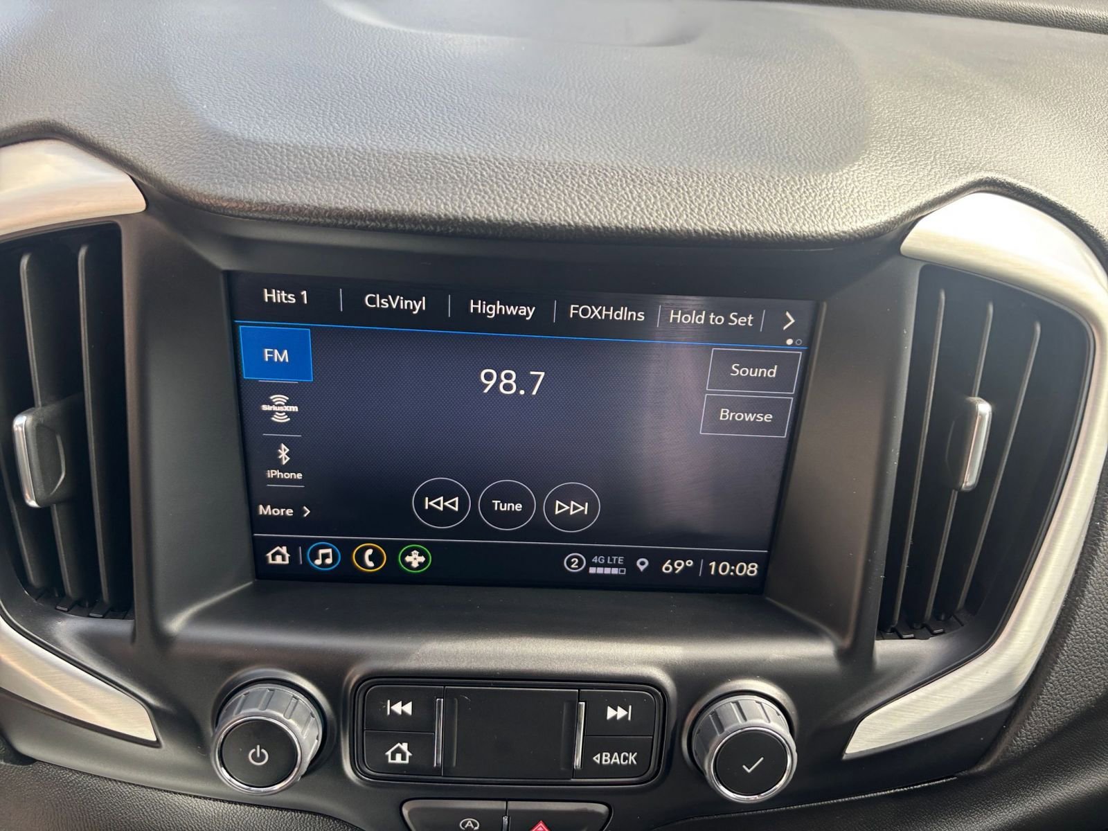 Thumbnail: 2024 GMC Terrain - 21