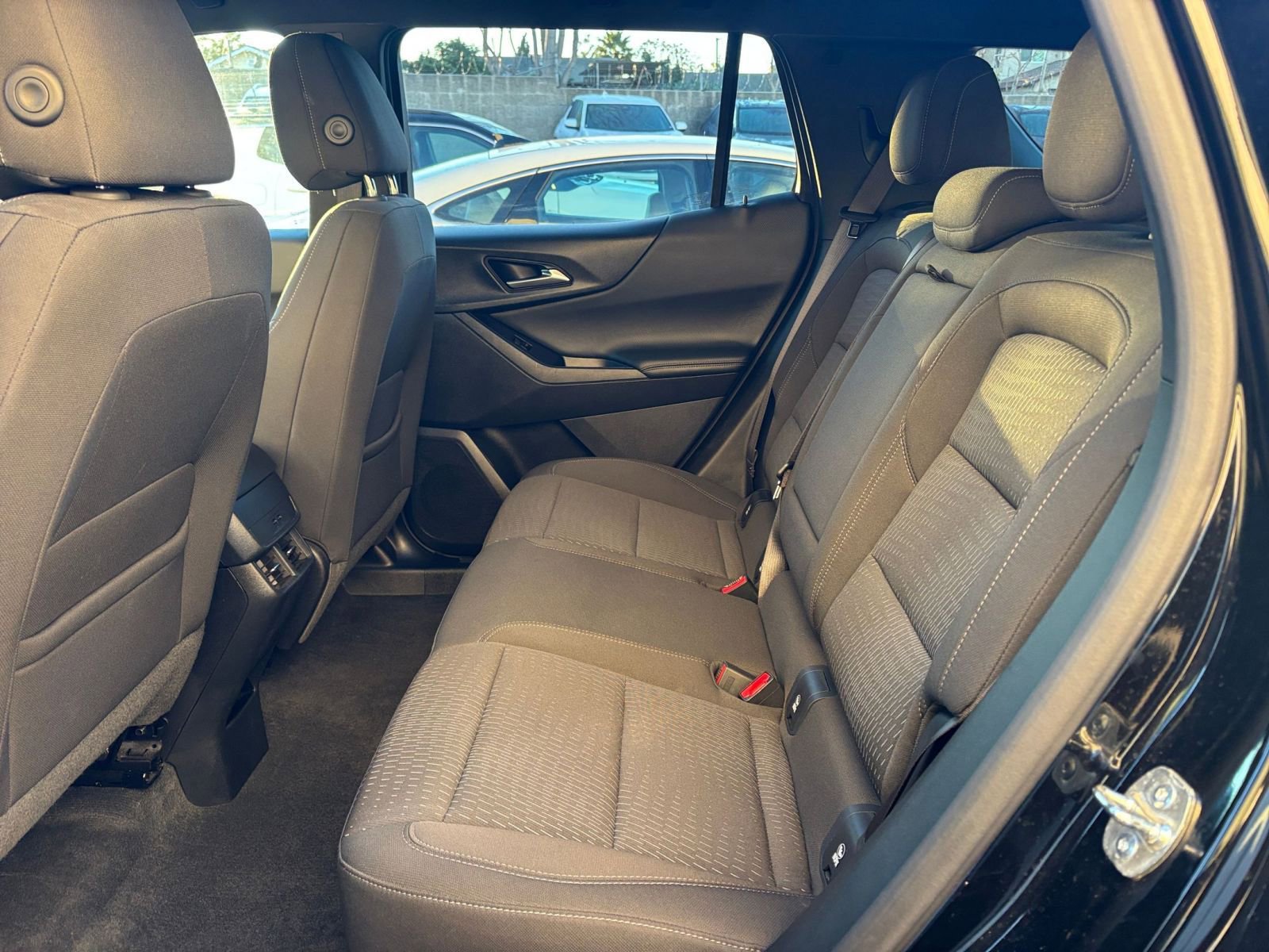 Thumbnail: 2025 Chevrolet Equinox - 25