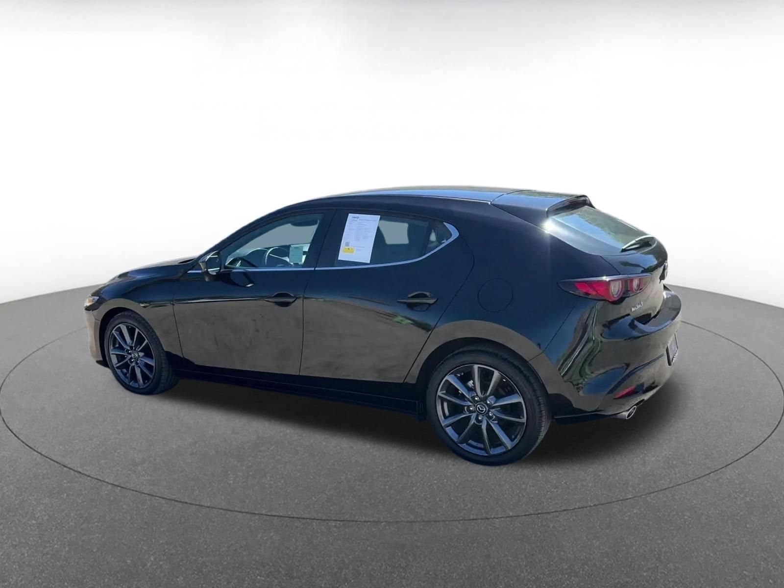 Thumbnail: 2026 Mazda Mazda3 - 10