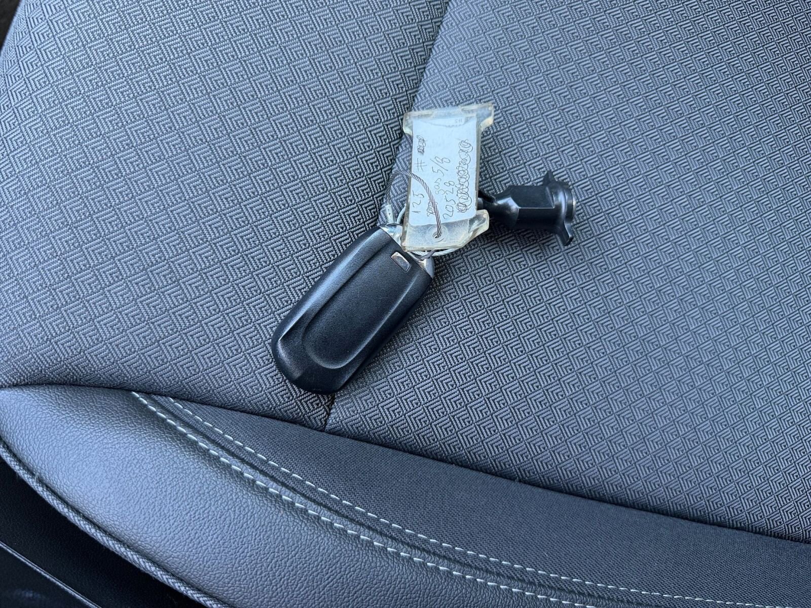 Thumbnail: 2025 Buick Encore GX - 21