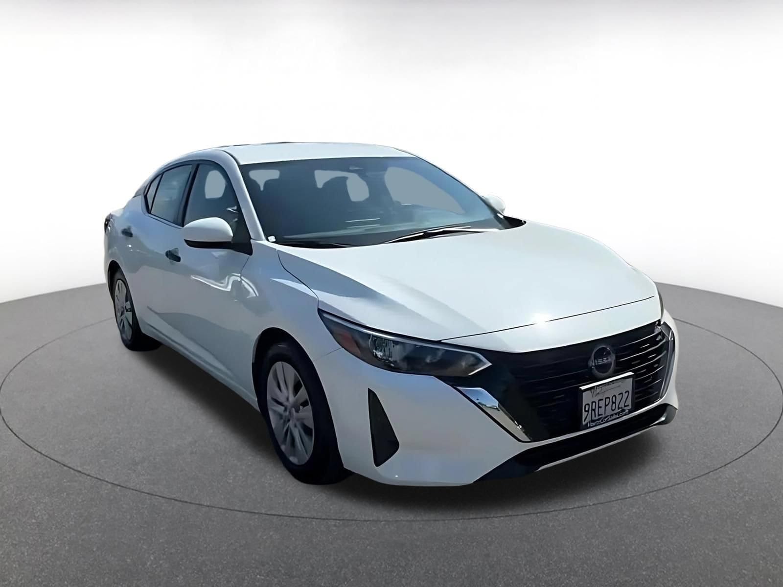 Thumbnail: 2025 Nissan Sentra - 3