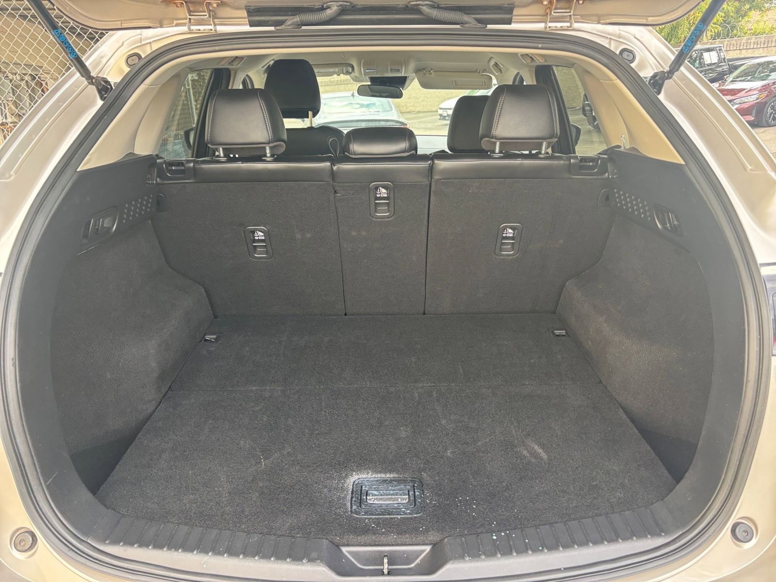 Thumbnail: 2025 Mazda CX-5 - 31