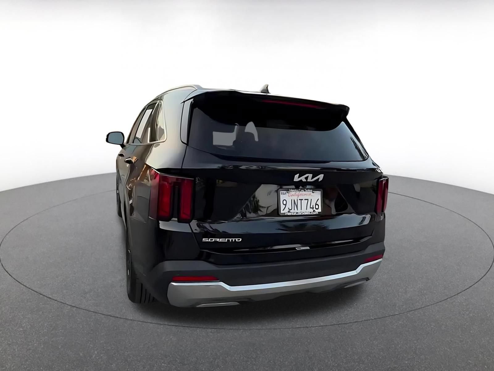 Thumbnail: 2024 Kia Sorento - 14