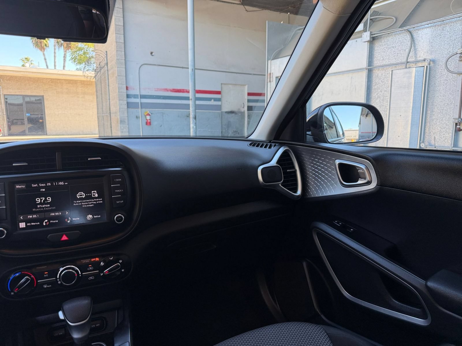 Thumbnail: 2025 Kia Soul - 32
