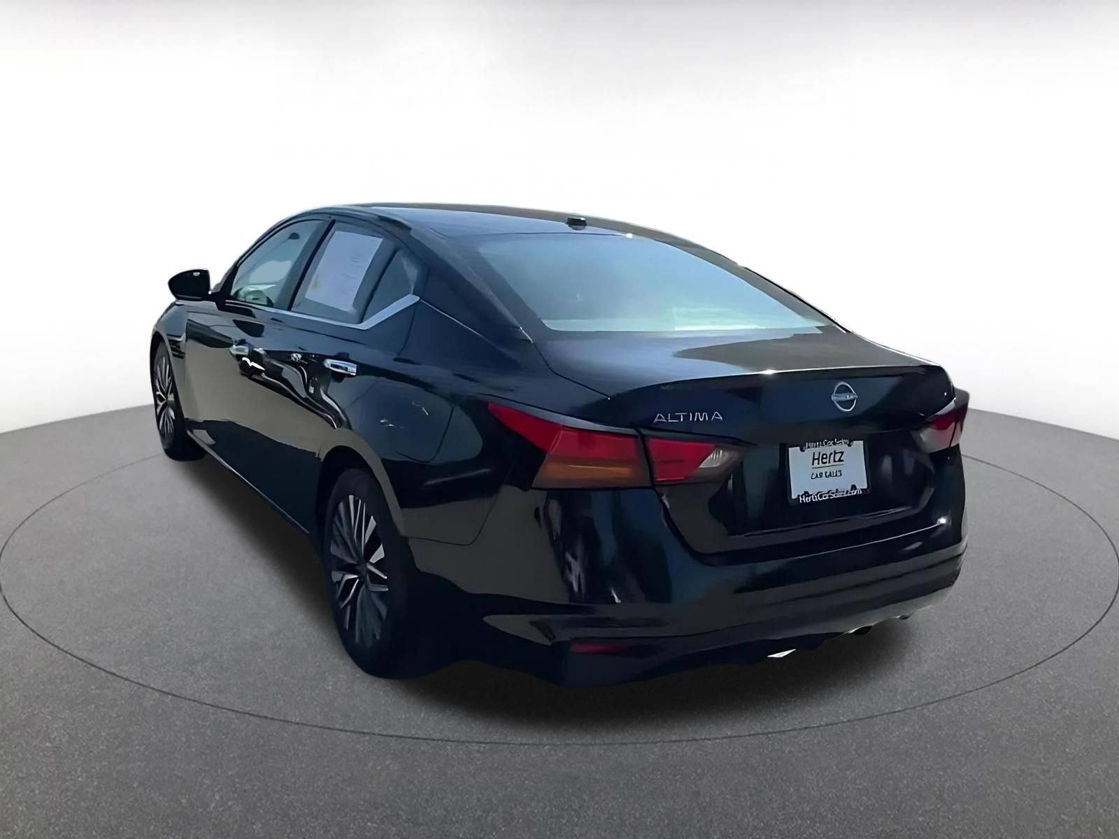 Thumbnail: 2025 Nissan Altima - 12