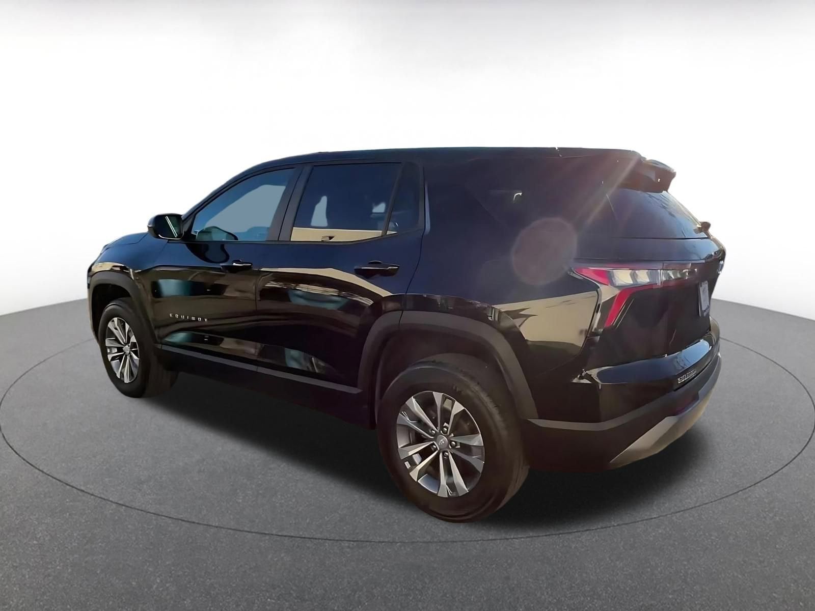 Thumbnail: 2025 Chevrolet Equinox - 10