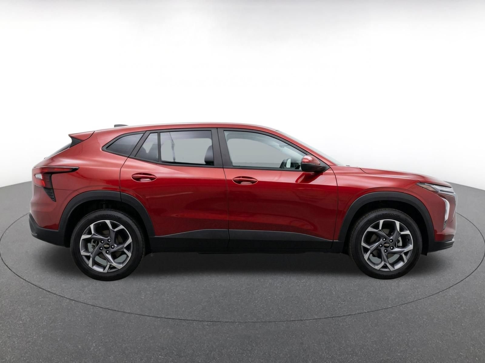Thumbnail: 2025 Chevrolet Trax - 10