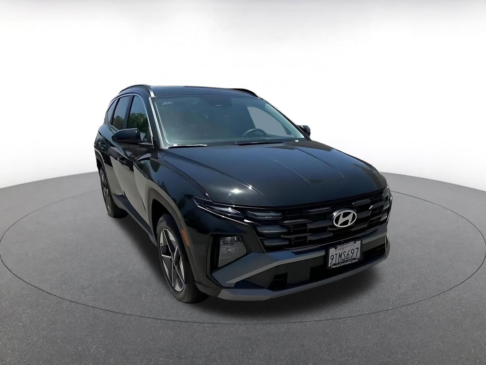 Thumbnail: 2025 Hyundai Tucson - 3