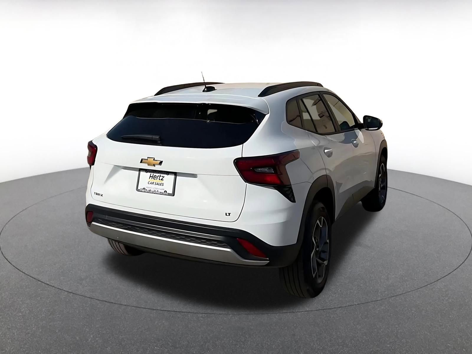 Thumbnail: 2025 Chevrolet Trax - 14