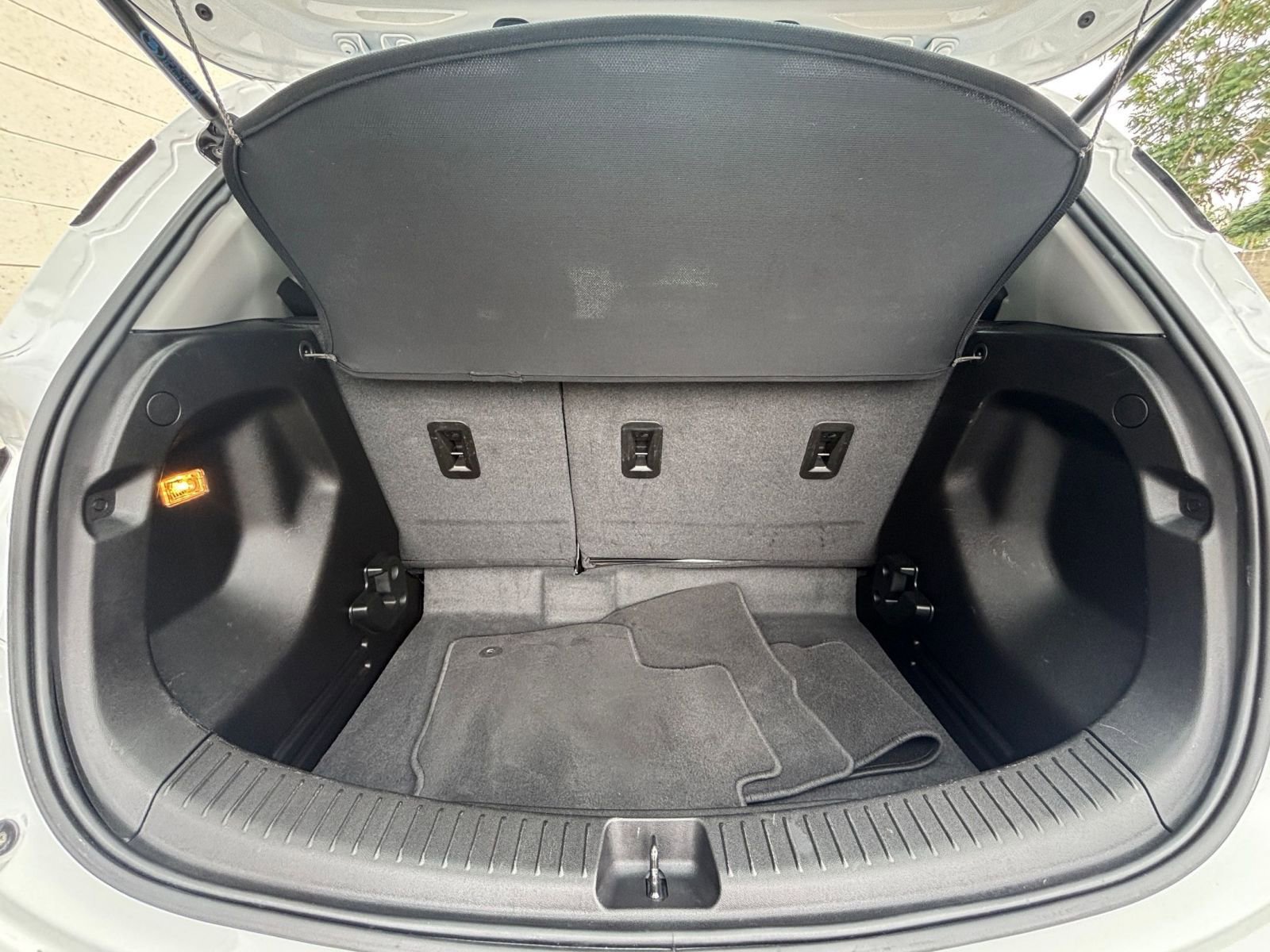 Thumbnail: 2023 Chevrolet Bolt EV - 35