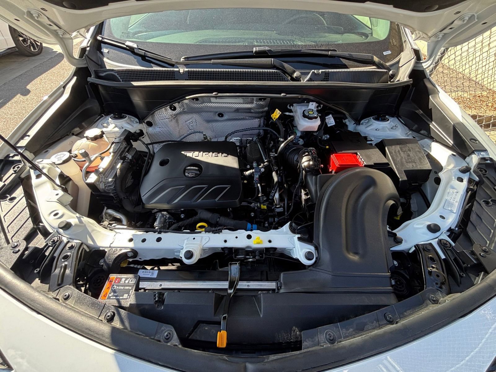 Thumbnail: 2025 Buick Encore GX - 32