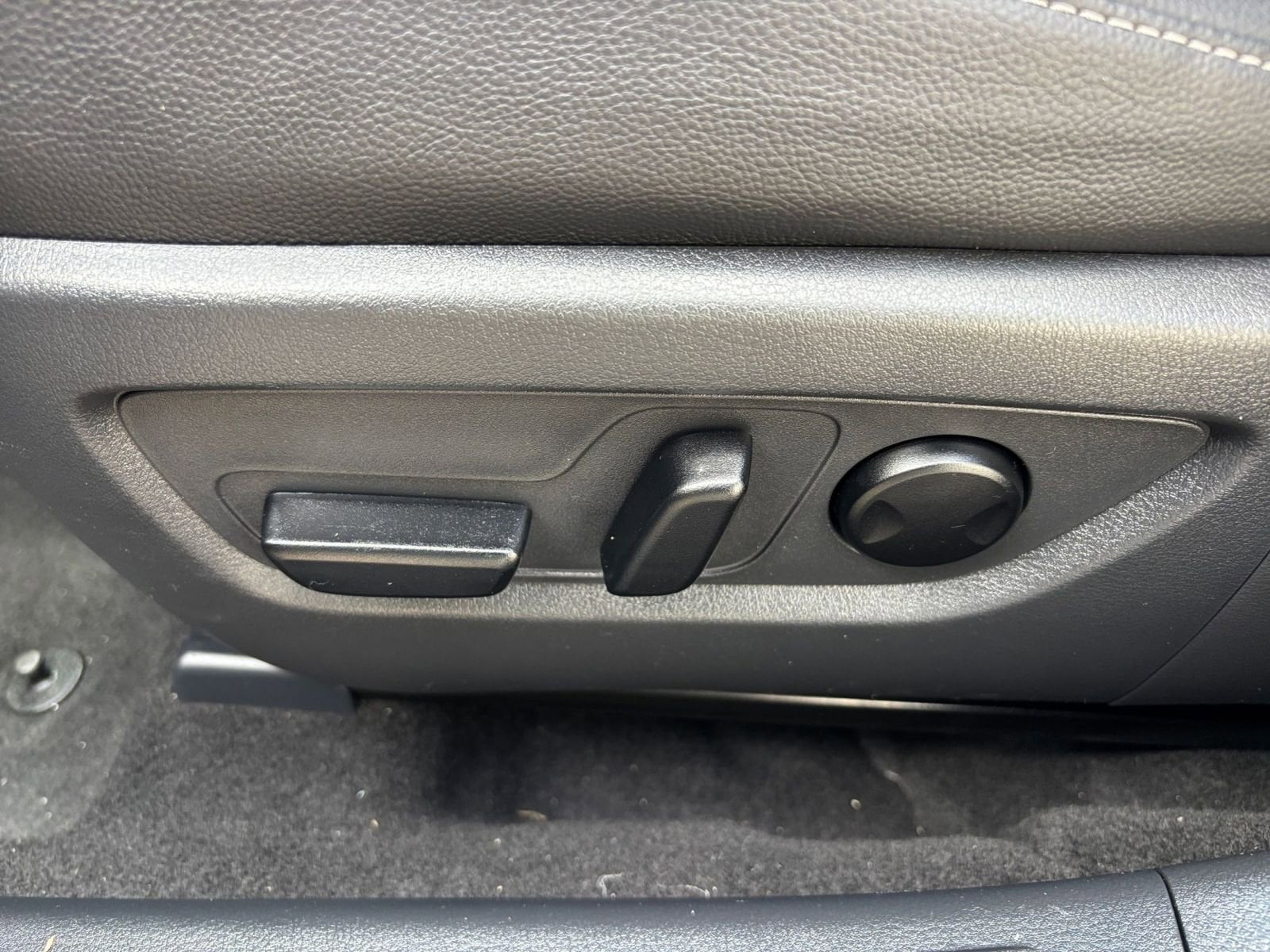 Thumbnail: 2025 Mazda CX-50 - 23