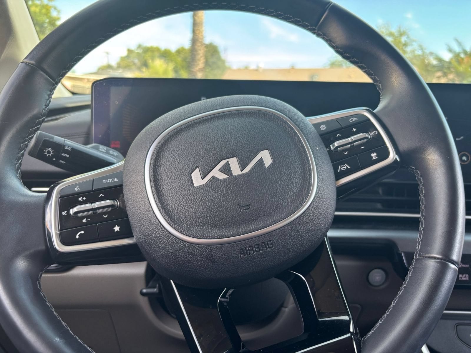 Thumbnail: 2026 Kia Carnival - 29