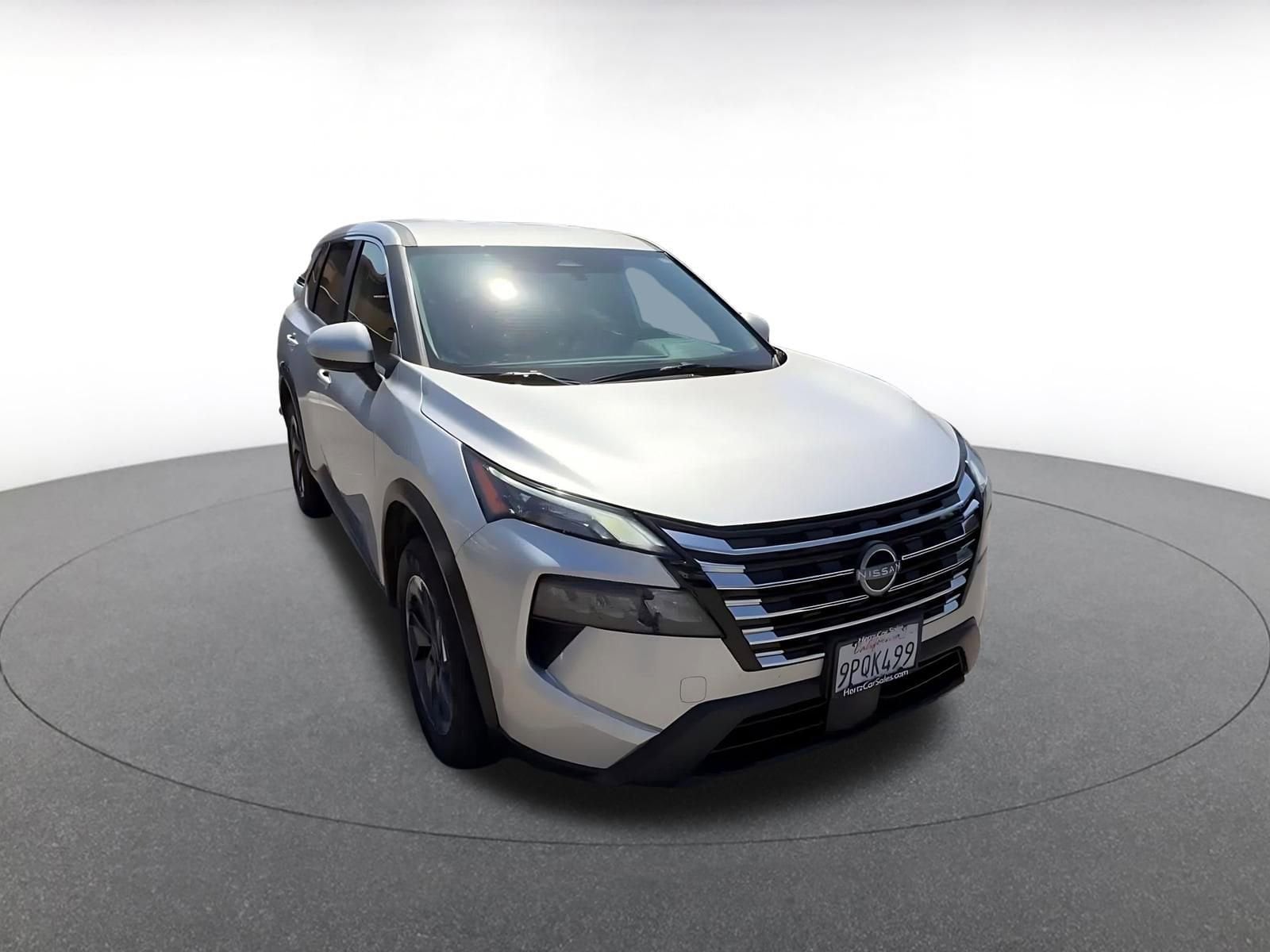 Thumbnail: 2025 Nissan Rogue - 3