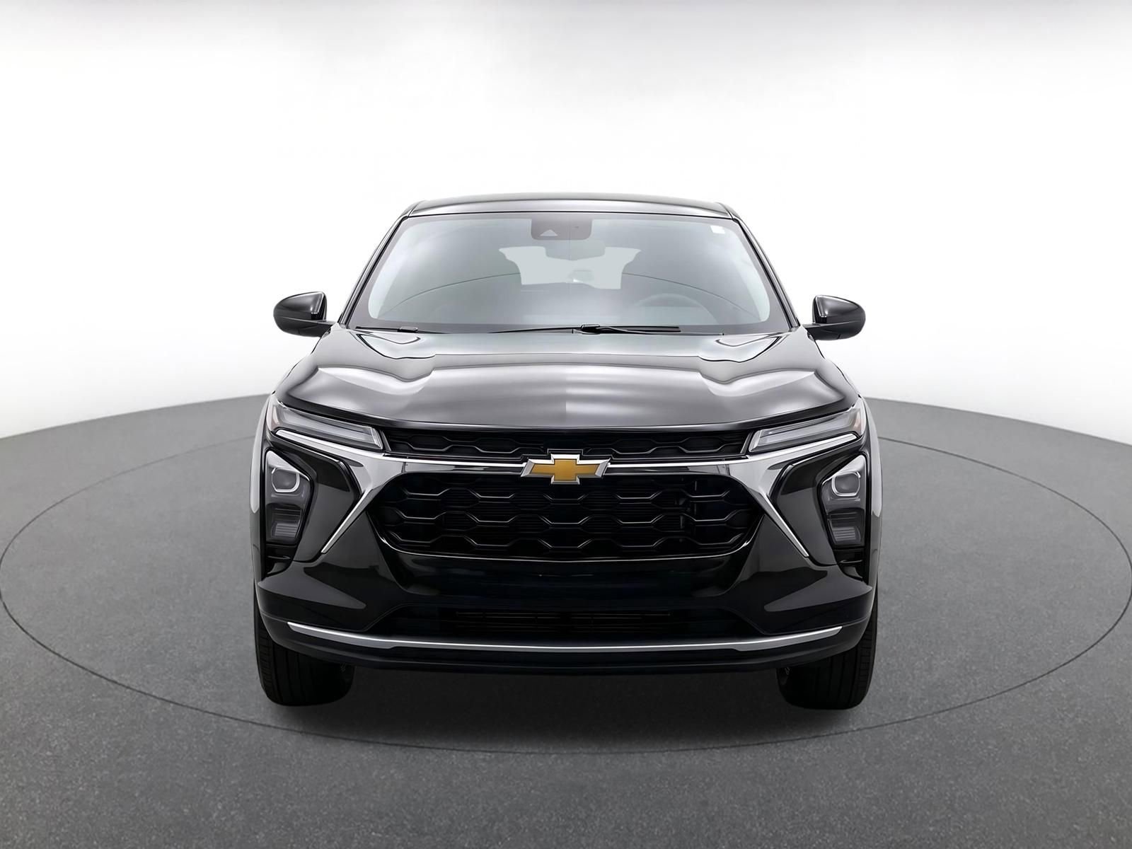 Thumbnail: 2025 Chevrolet Trax - 2