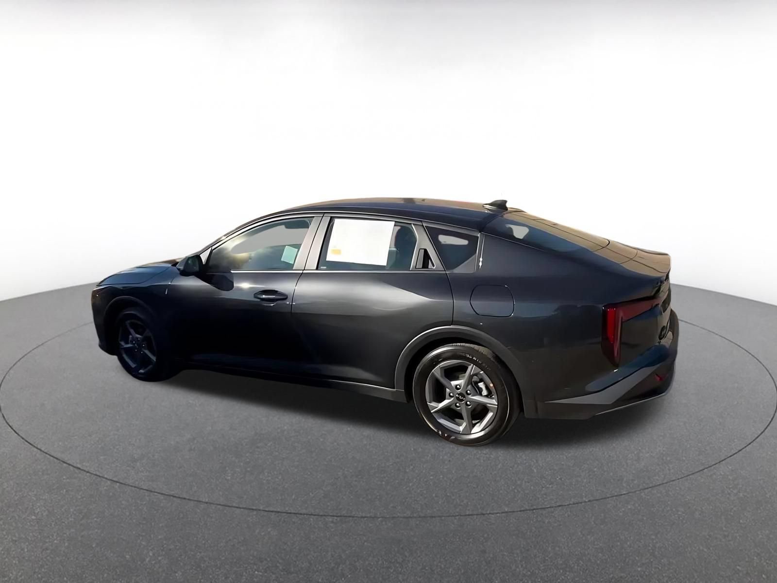 Thumbnail: 2025 Kia K4 - 10