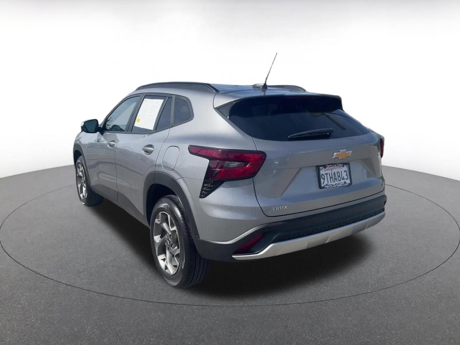 Thumbnail: 2025 Chevrolet Trax - 10