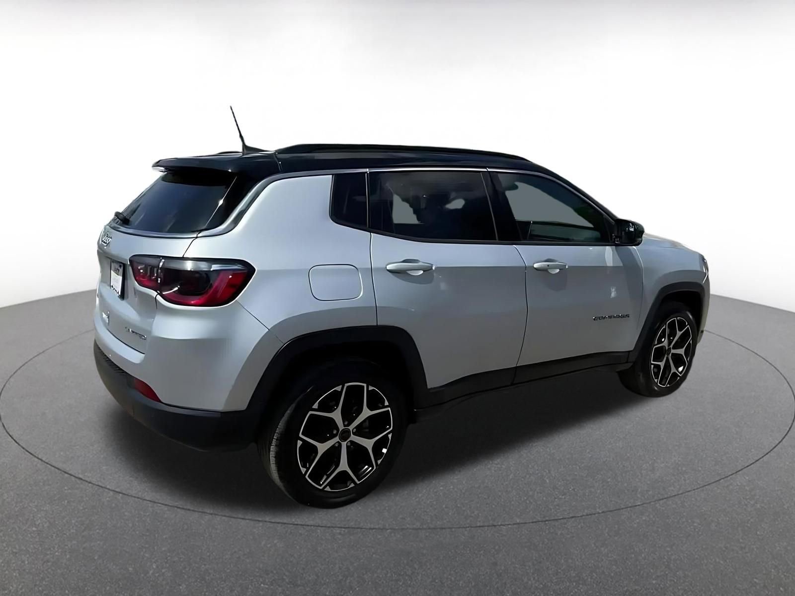 Thumbnail: 2025 Jeep Compass - 15