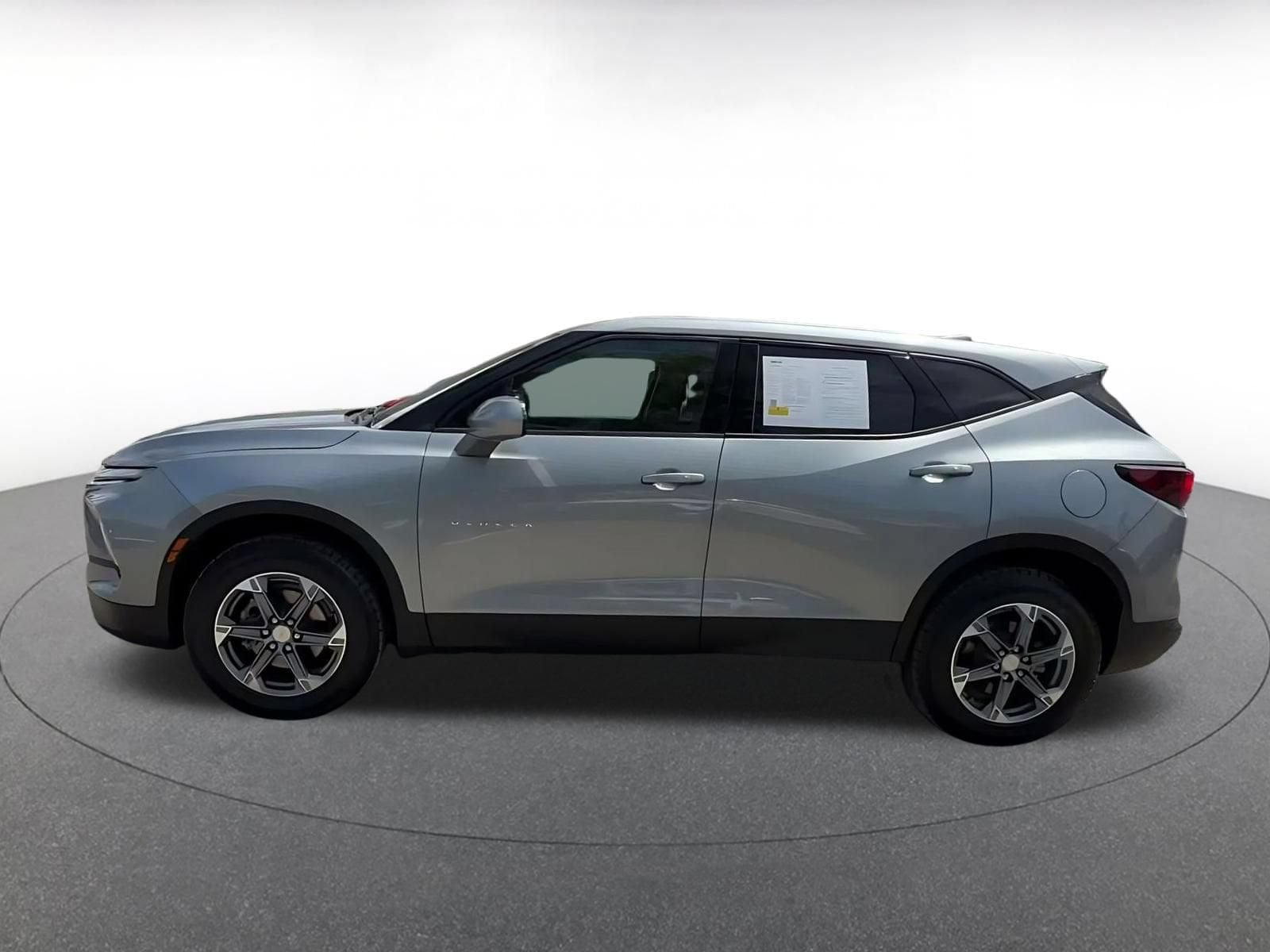 Thumbnail: 2025 Chevrolet Blazer - 8
