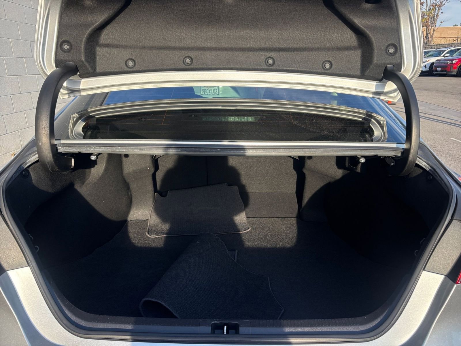 Thumbnail: 2018 Toyota Camry - 31