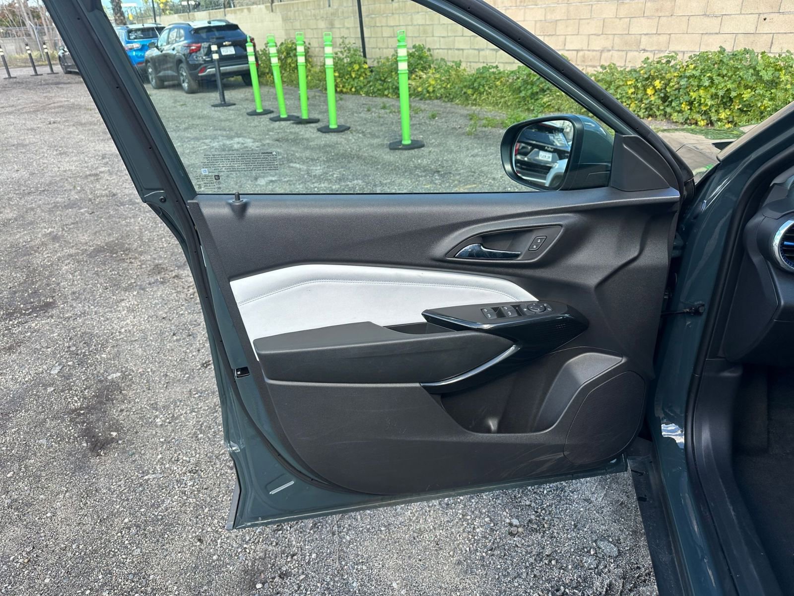 Thumbnail: 2025 Chevrolet Trax - 18