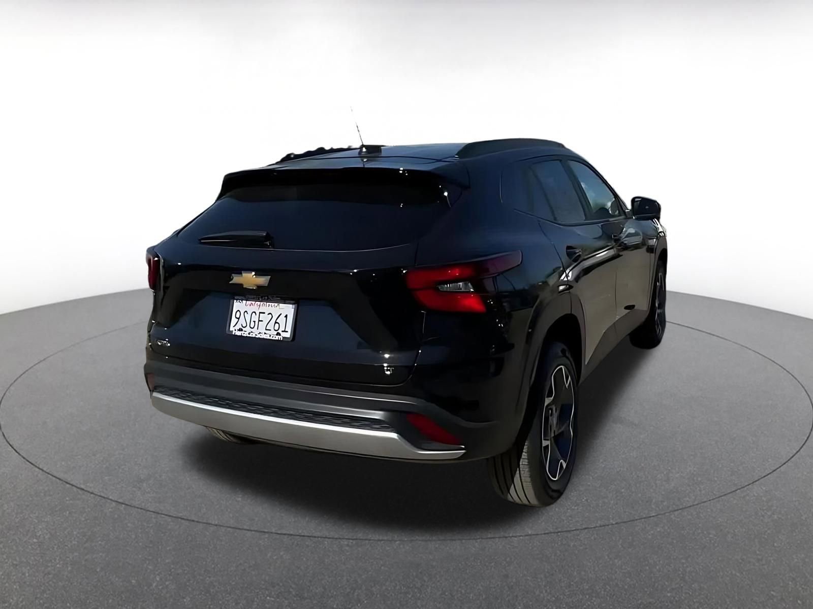 Thumbnail: 2025 Chevrolet Trax - 14