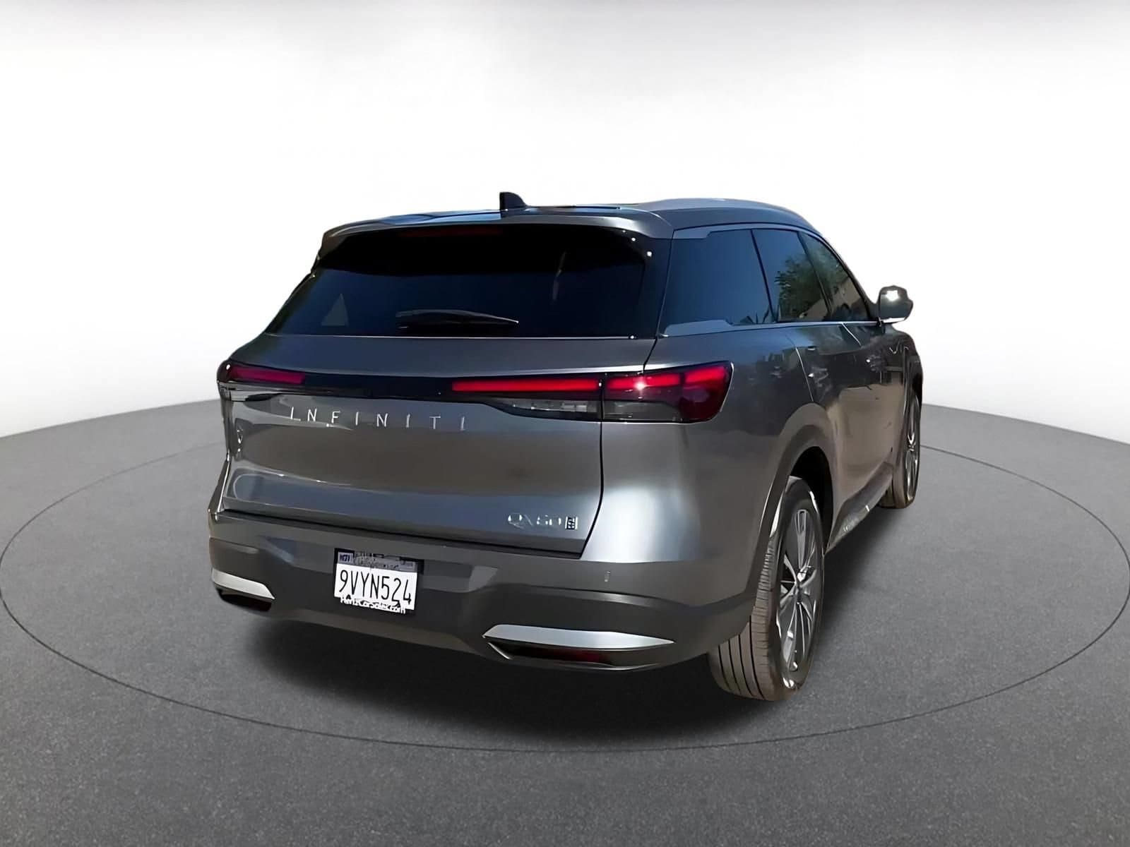 Thumbnail: 2026 INFINITI QX60 - 15