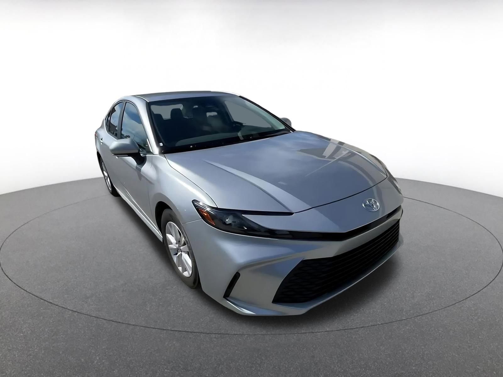 Thumbnail: 2025 Toyota Camry - 3