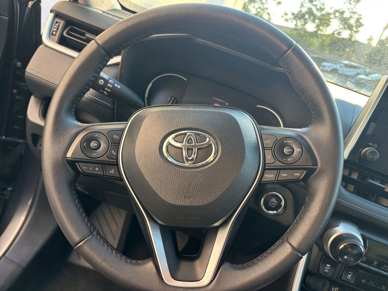 Thumbnail: 2024 Toyota RAV4 - 28