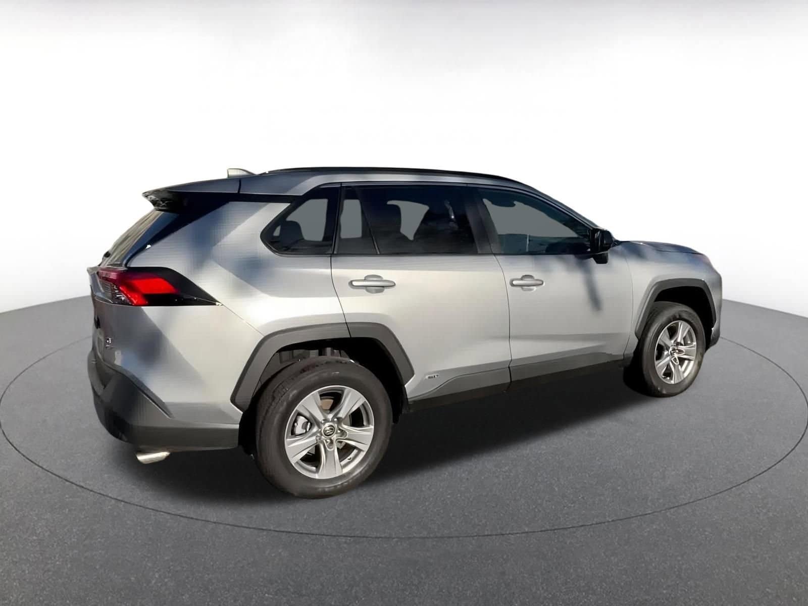 Thumbnail: 2025 Toyota RAV4 - 14