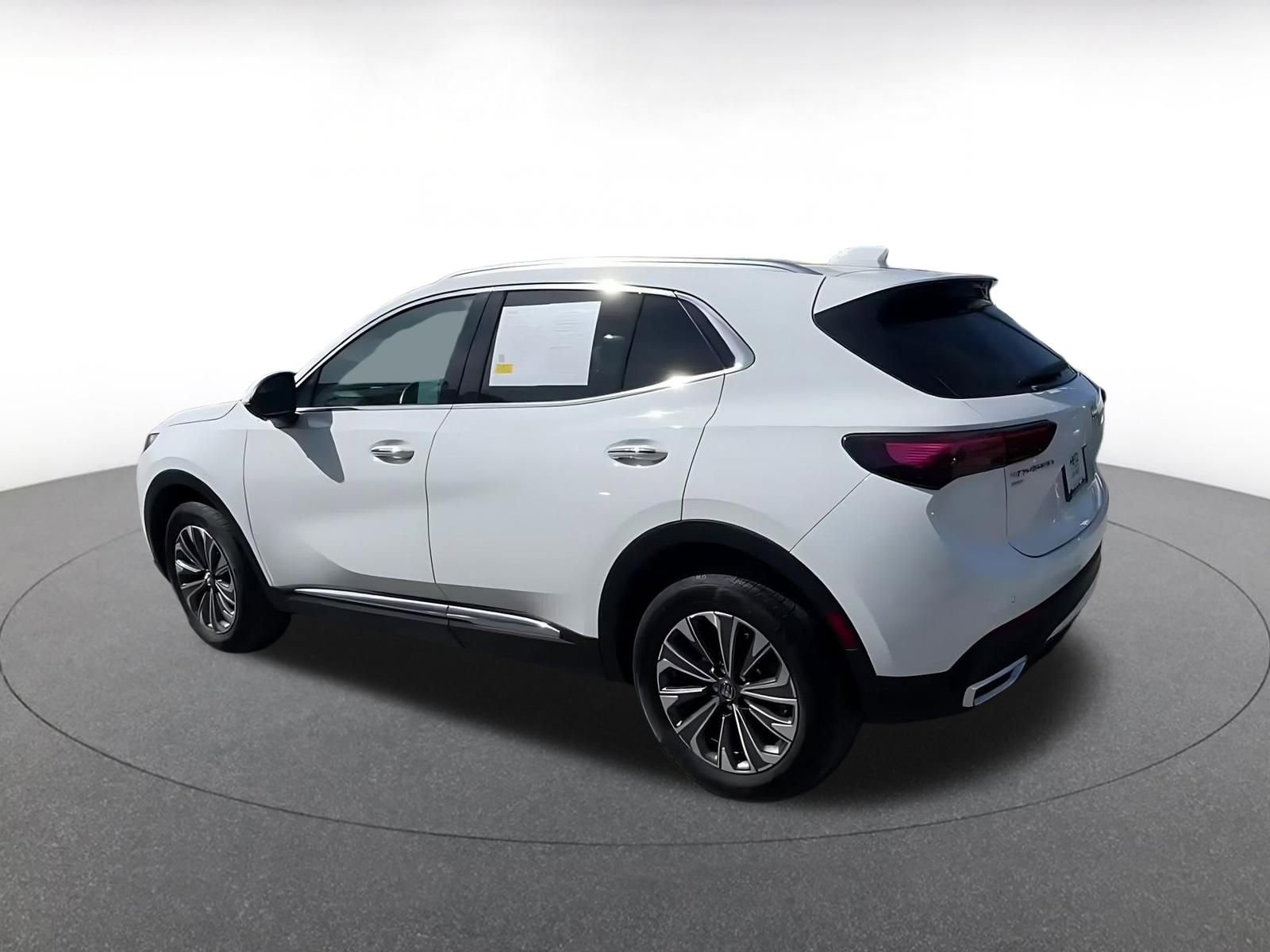 Thumbnail: 2024 Buick Envision - 10