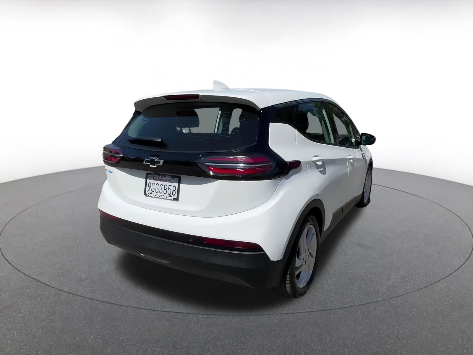 Thumbnail: 2023 Chevrolet Bolt EV - 14