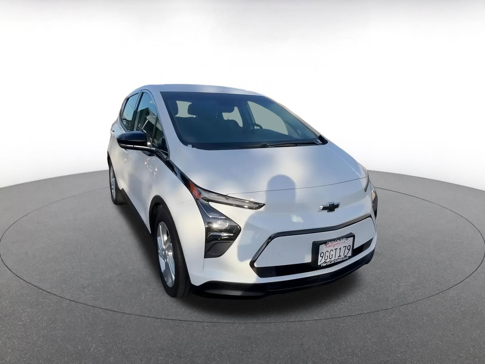 Thumbnail: 2023 Chevrolet Bolt EV - 3